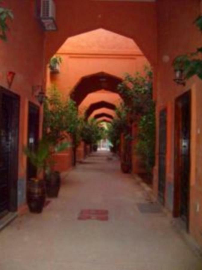 Dar Tariq 3 Suites Avec Pisicine Marrakesh Bagian luar foto